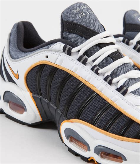 Nike air max tailwind shoes